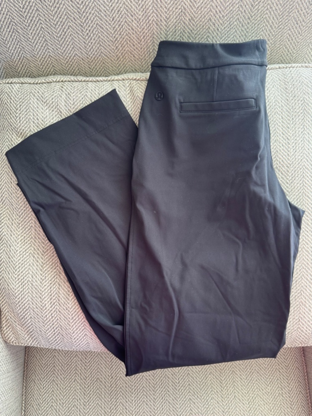 Lululemon Straight-Leg Mid-Rise Pant drawstring Luxtreme Regular Black Medium - Picture 3 of 8